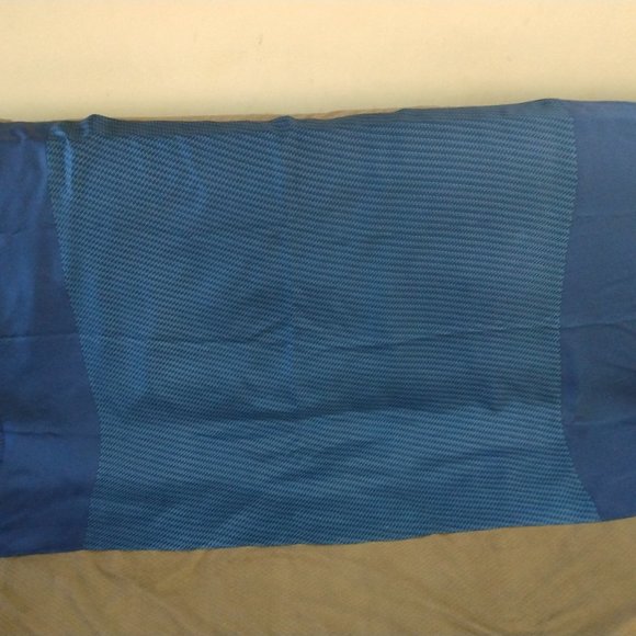 ❤️HERMES Mens Vintage 100% Silk Fringed Shawl Scarf with Box 57x36 - Picture 5 of 10